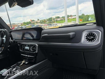 2024 Mercedes-Benz AMG G 63 4MATIC - miniatura 16