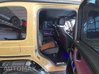 2024 Mercedes-Benz AMG G 63 4MATIC - miniatura 16