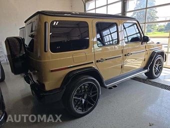 2024 Mercedes-Benz AMG G 63 4MATIC - miniatura 3