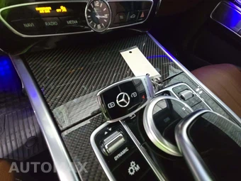 2024 Mercedes-Benz AMG G 63 4MATIC - miniatura 8
