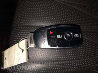 2024 Mercedes-Benz AMG G 63 4MATIC - miniatura 6