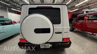 2024 Mercedes-Benz AMG G 63 4MATIC - miniatura 13
