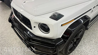 2024 Mercedes-Benz AMG G 63 4MATIC - miniatura 3