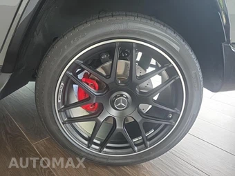 2024 Mercedes-Benz AMG G 63 4MATIC - miniatura 11