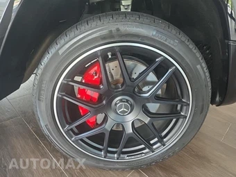2024 Mercedes-Benz AMG G 63 4MATIC - miniatura 9