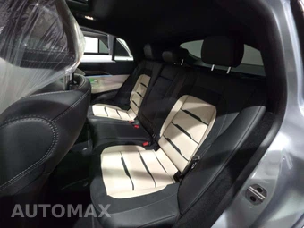 2024 Mercedes-Benz AMG GLE 53 4MATIC+ - miniatura 13