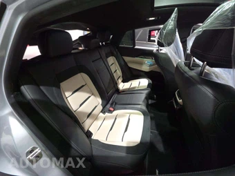 2024 Mercedes-Benz AMG GLE 53 4MATIC+ - miniatura 16