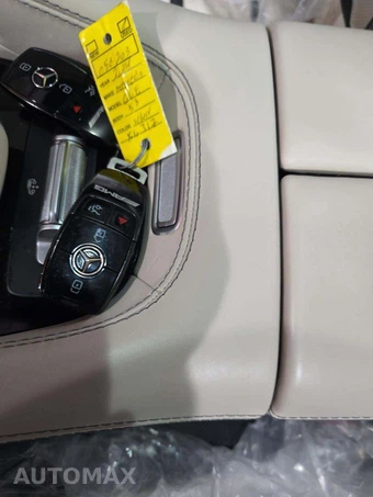 2024 Mercedes-Benz AMG GLE 53 4MATIC+ - miniatura 8