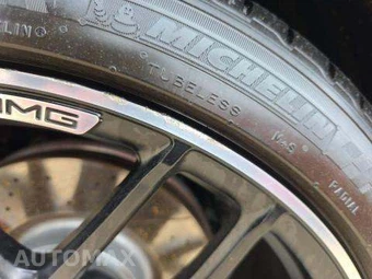 2024 Mercedes-Benz AMG GT 53 4MATIC Hatchback – miniatura 3