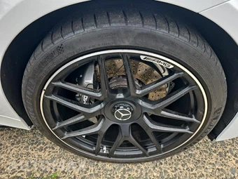 2024 Mercedes-Benz AMG GT 53 4MATIC Hatchback - miniatura 26
