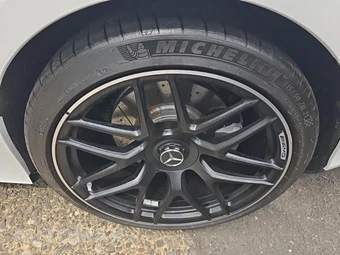 2024 Mercedes-Benz AMG GT 53 4MATIC Hatchback - miniatura 28