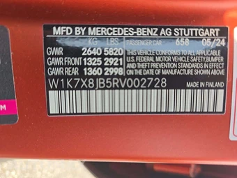 2024 Mercedes-Benz AMG GT 63 4MATIC Hatchback - miniatura 2
