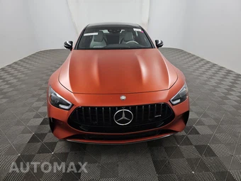 2024 Mercedes-Benz AMG GT 63 4MATIC Hatchback - miniatura 2