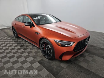 2024 Mercedes-Benz AMG GT 63 4MATIC Hatchback - miniatura 3