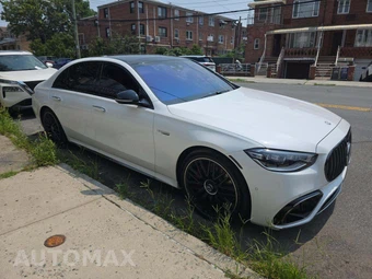 2024 Mercedes-Benz AMG S 63 E - miniatura 4