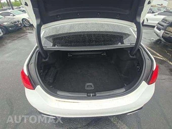 2024 Mercedes-Benz C 300 4MATIC - miniatura 15
