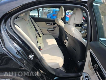 2024 Mercedes-Benz C 300 4MATIC - miniatura 13