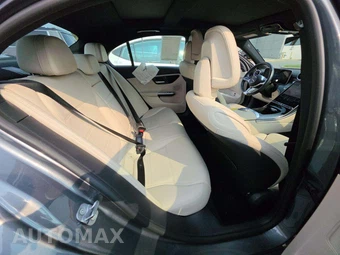 2024 Mercedes-Benz C 300 4MATIC - miniatura 16