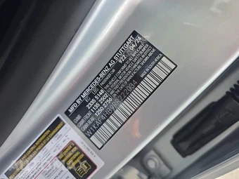 2024 Mercedes-Benz C 300 4MATIC - miniatura 18
