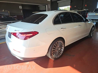 2024 Mercedes-Benz C 300 - miniatura 4