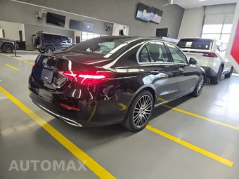 2024 Mercedes-Benz C 300 - miniatura 4