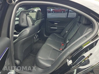 2024 Mercedes-Benz C 300 - miniatura 13