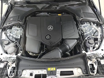 2024 Mercedes-Benz C 300 - miniatura 15
