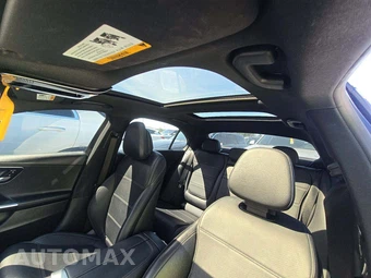 2024 Mercedes-Benz C 300 - miniatura 10