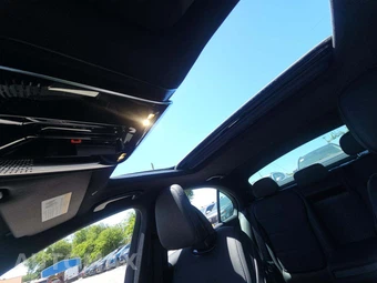 2024 Mercedes-Benz C 300 - miniatura 11