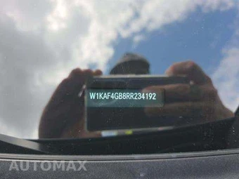 2024 Mercedes-Benz C 300 - miniatura 6