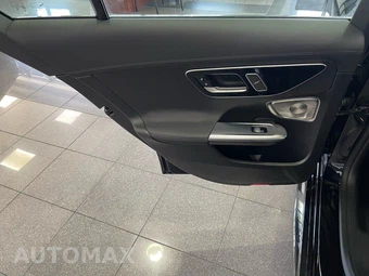 2024 Mercedes-Benz C 300 - miniatura 32