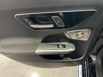 2024 Mercedes-Benz C 300 - miniatura 33