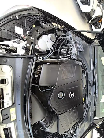 2024 Mercedes-Benz C 300 - miniatura 23