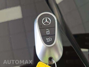 2024 Mercedes-Benz C 300 - miniatura 8