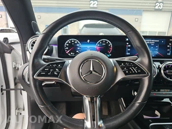 2024 Mercedes-Benz CLA 250 4MATIC - miniatura 10
