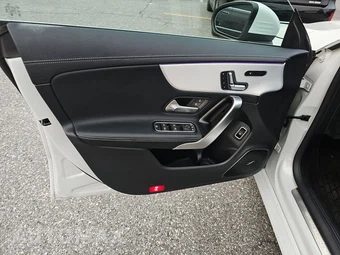2024 Mercedes-Benz CLA 250 4MATIC - miniatura 9