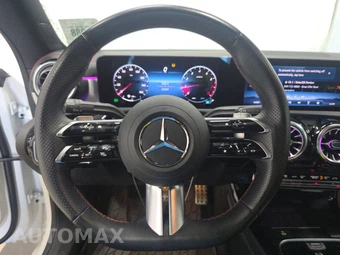 2024 Mercedes-Benz CLA 250 4MATIC - miniatura 10