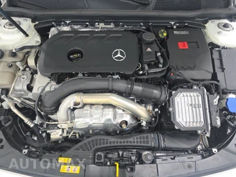 2024 Mercedes-Benz CLA 250 4MATIC - miniatura 15