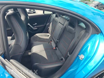 2024 Mercedes-Benz CLA 250 4MATIC - miniatura 13