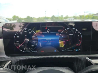 2024 Mercedes-Benz CLA 250 4MATIC - miniatura 9