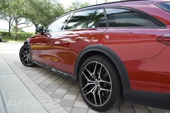2024 Mercedes-Benz E 450 4MATIC All-Terrain Wagon - miniatura 33