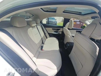 2024 Mercedes-Benz E 450 4MATIC Sedan - miniatura 13