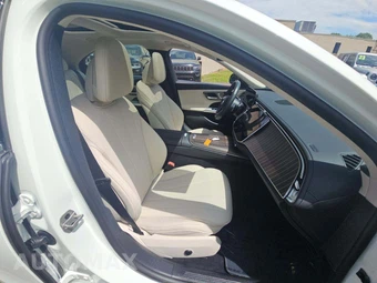 2024 Mercedes-Benz E 450 4MATIC Sedan - miniatura 15