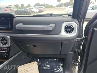 2024 Mercedes-Benz G 550 4MATIC - miniatura 16