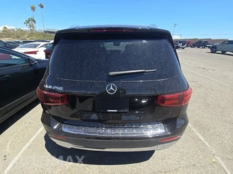 2024 Mercedes-Benz GLB 250 – miniatura 5