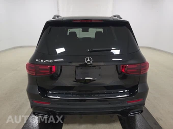 2024 Mercedes-Benz GLB 250 - miniatura 5