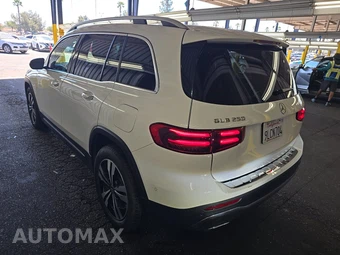 2024 Mercedes-Benz GLB 250 - miniatura 6