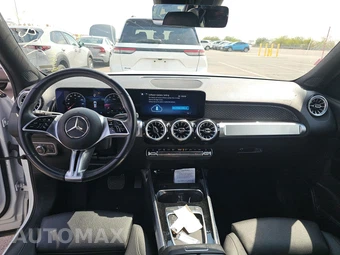 2024 Mercedes-Benz GLB 250 - miniatura 11