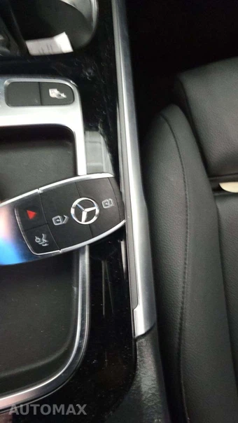 2024 Mercedes-Benz GLB 250 - miniatura 18