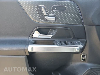 2024 Mercedes-Benz GLB 250 - miniatura 9